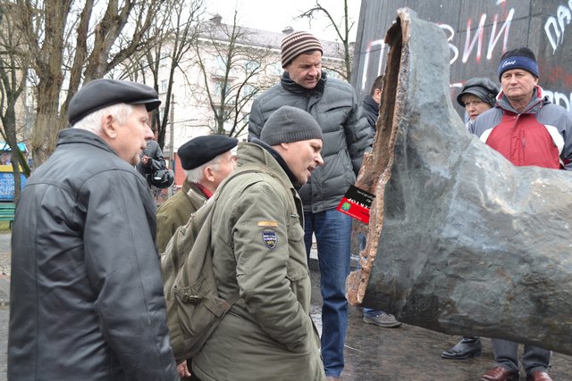 Визитка Яроша, Чернигов