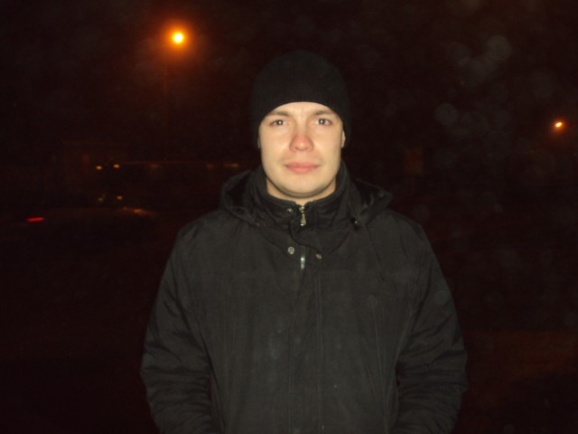 Роман Глухенький, торговый представитель