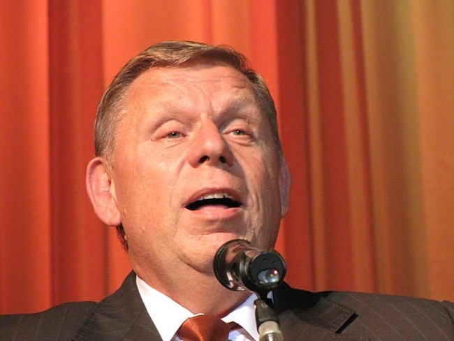 Спектакль пушкин с безруковым. В исполнении актеров. Евгений дятлов поет. В исполнении актеров. Евгений дятлов.